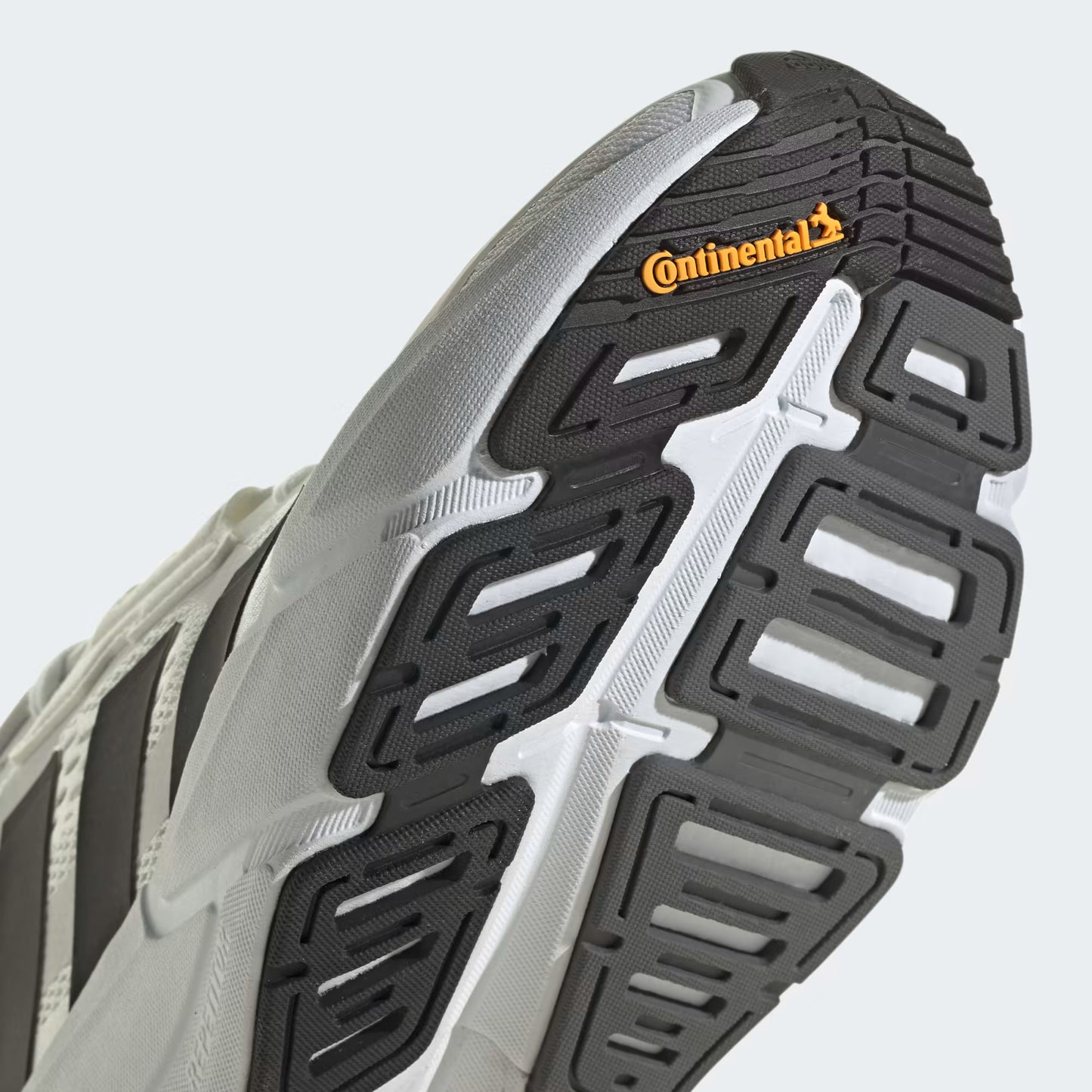 ADIDAS ADISTAR
