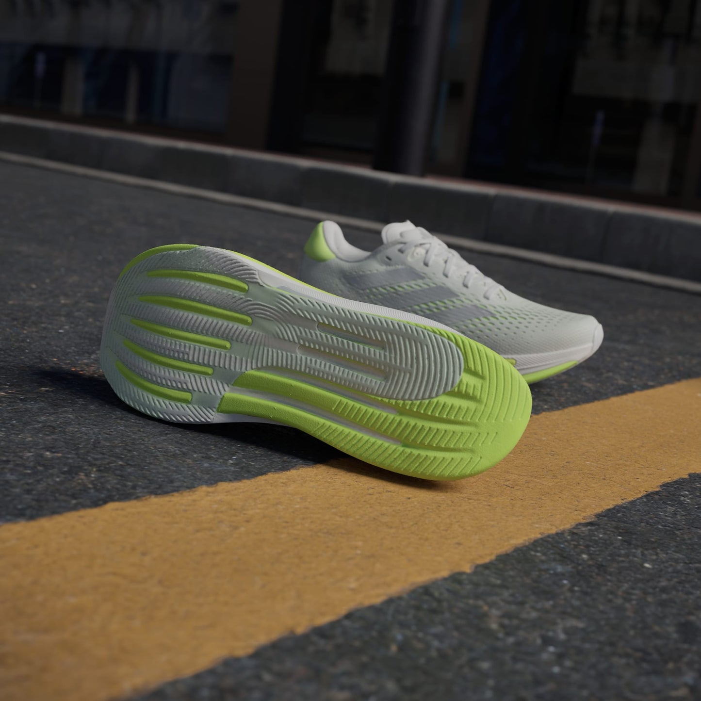 ADIDAS SUPERNOVA